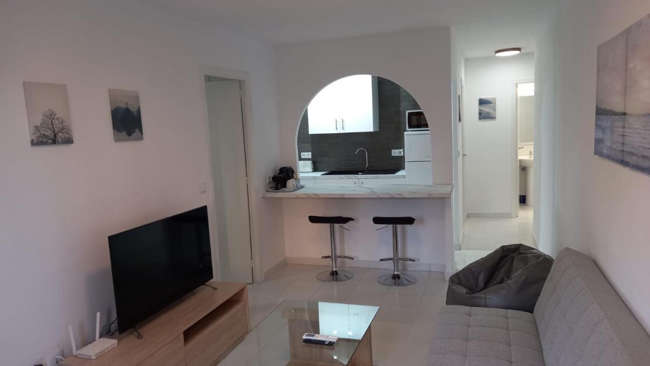 Fantástico Apartamento a 50m de playa Colon y Paseo - Chambres d’hôtes