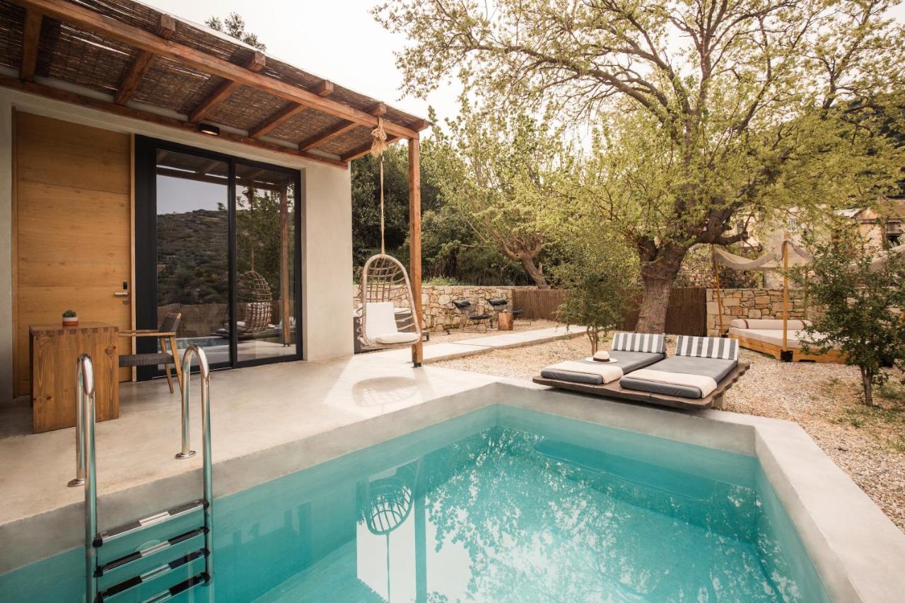 Honeymoon Suite With Private Pool & Mountain View