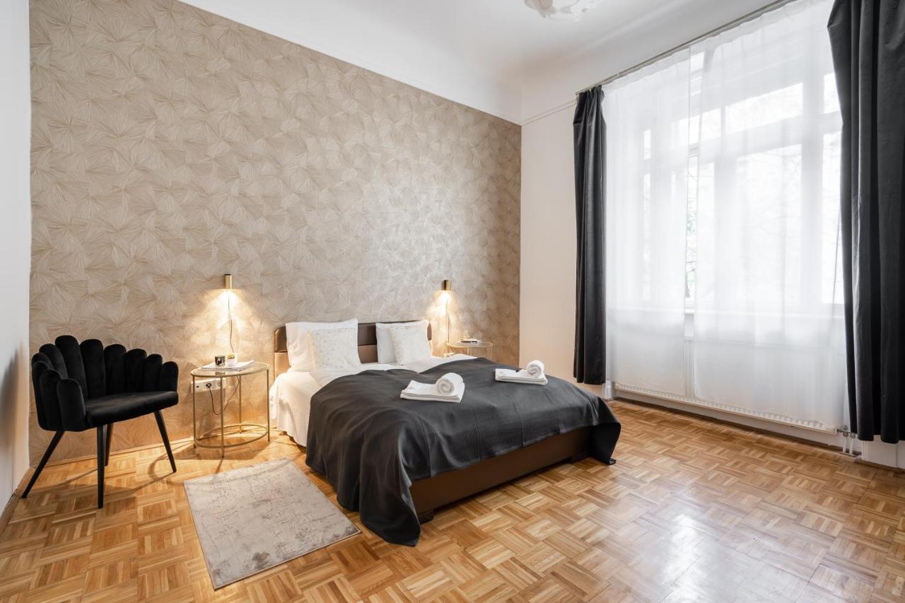 B&B Budapest - BpR Swan apartment near the Buda Castle - Bed and Breakfast Budapest