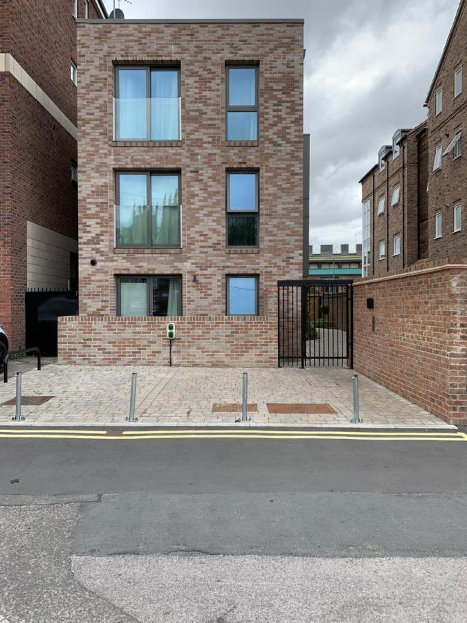 York Staycation with Free Parking - B&B