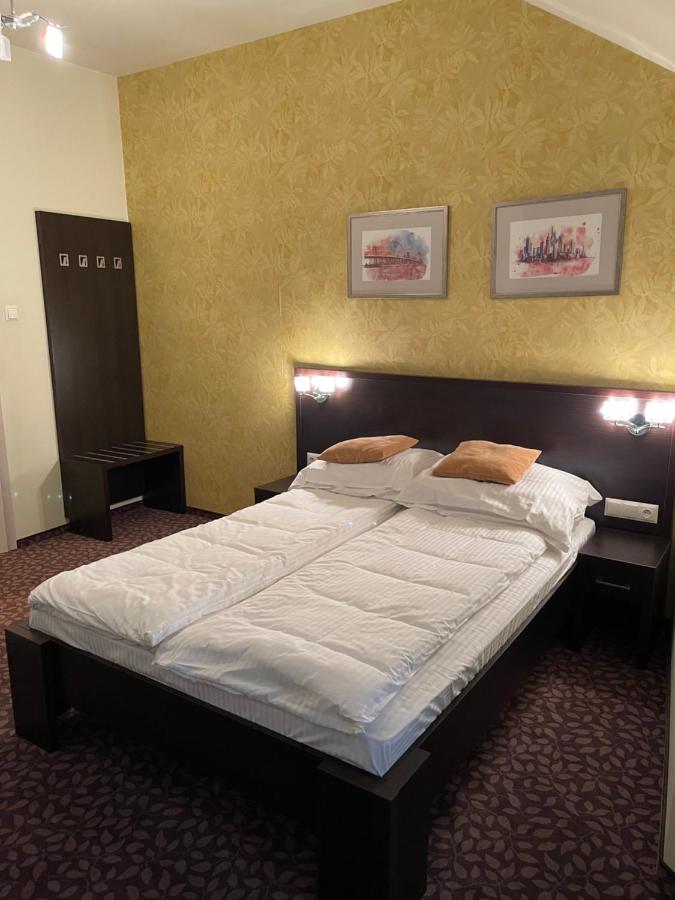 Double Room with Extra Bed