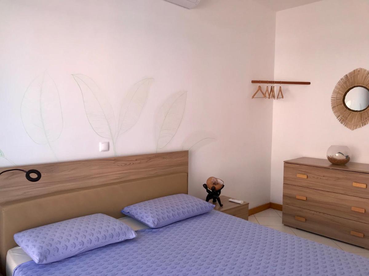 One-Bedroom Apartment with Balcony