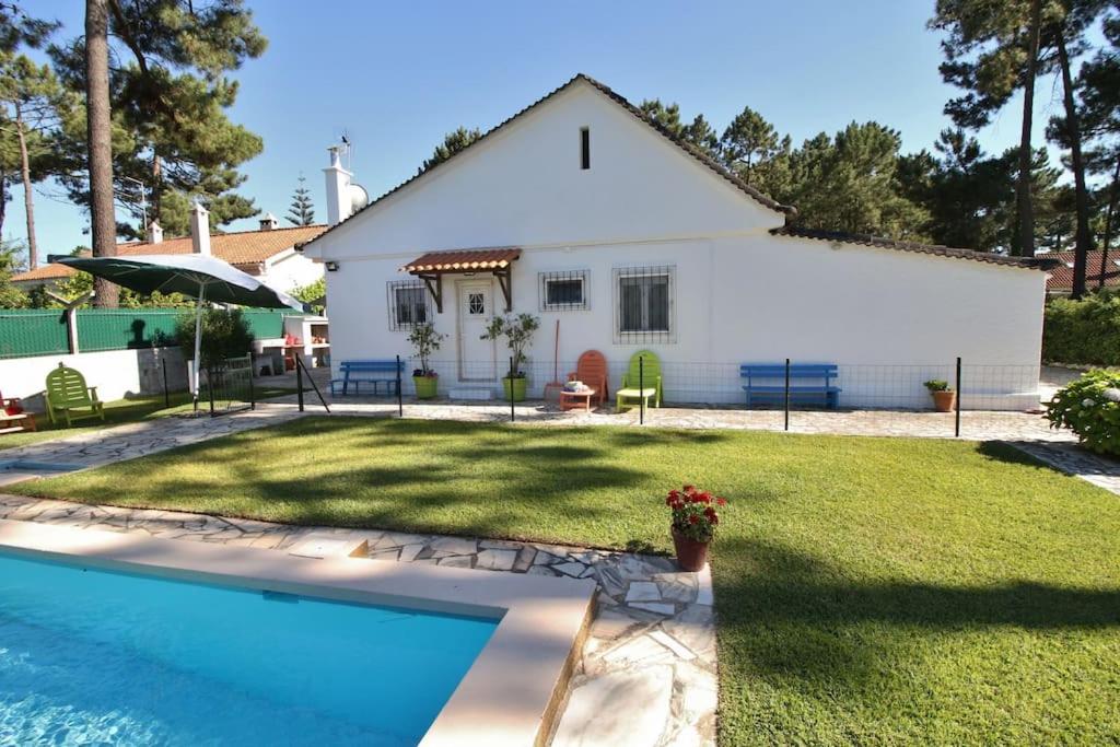 Casinha; Piscina/ Praia/ Lisboa - Ferienwohnung