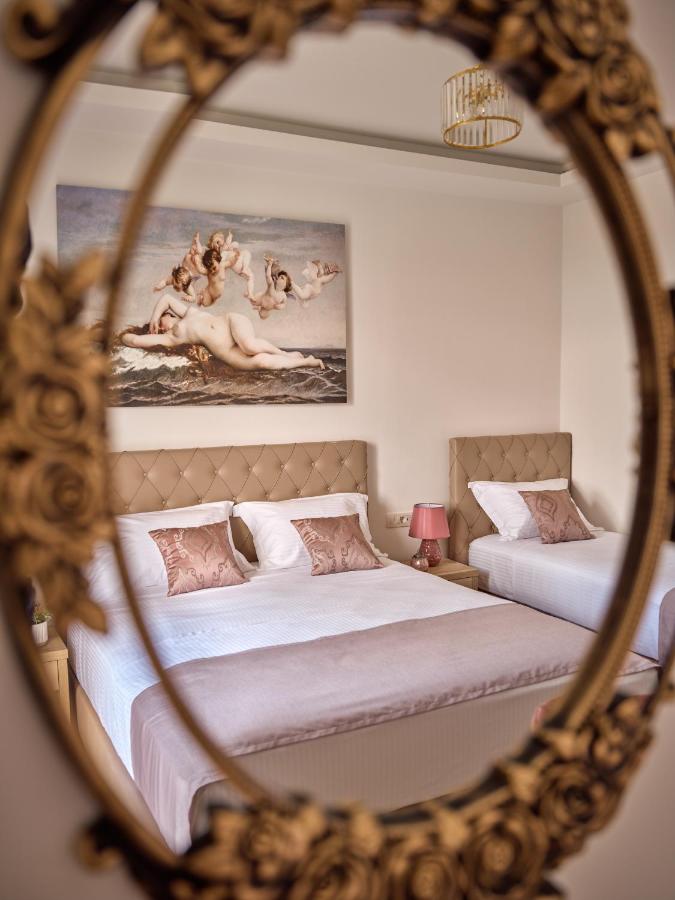 Deluxe Suite with Sea View