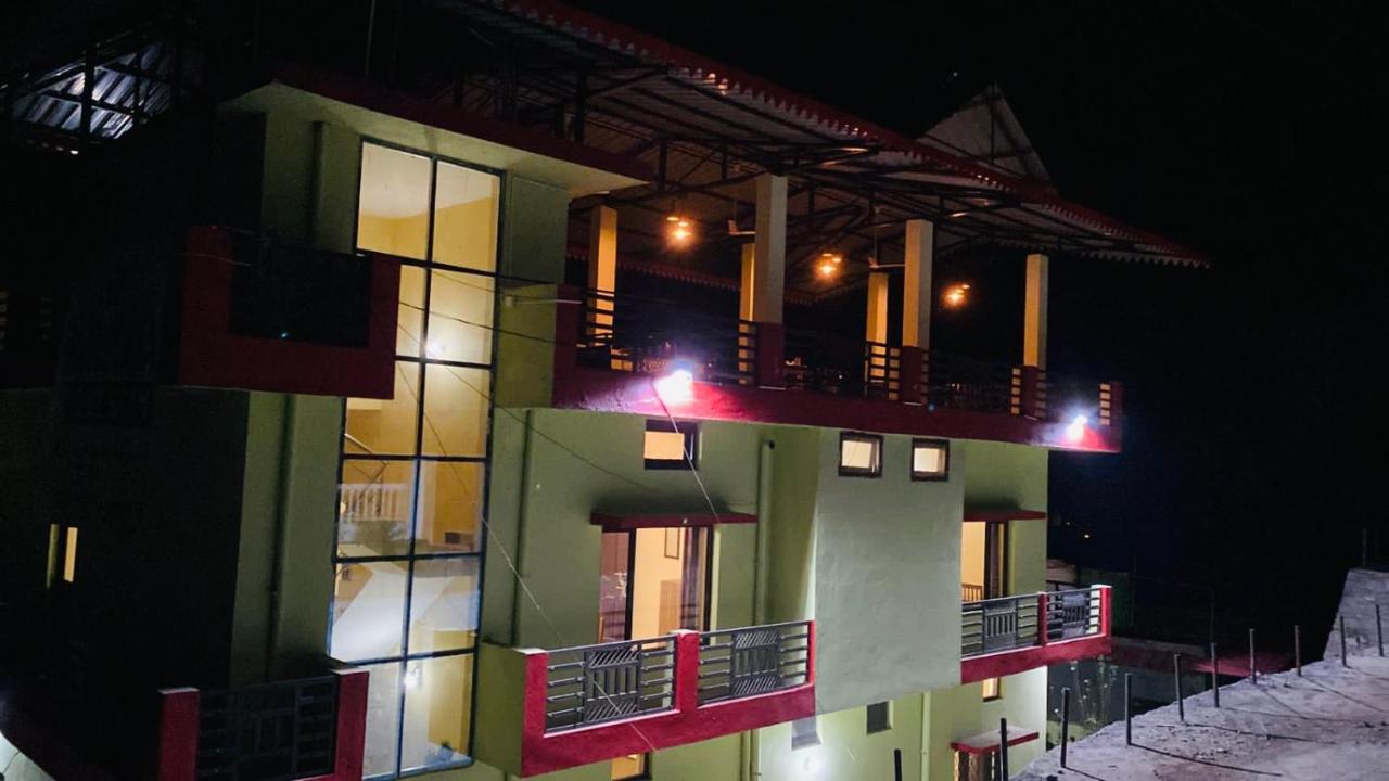 Aashiyana Homestay - Bed and Breakfast Bhimtal