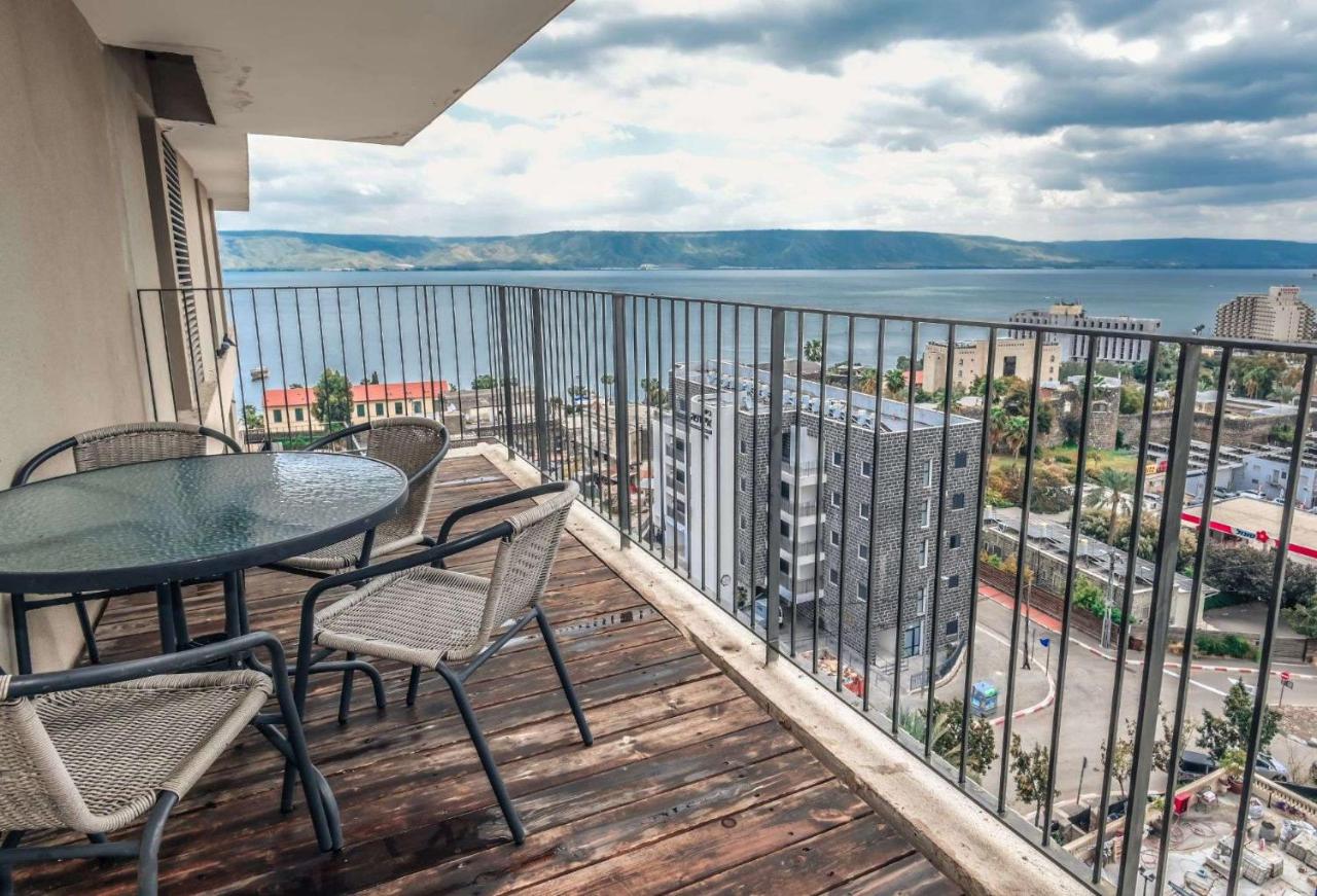 YalaRent Migdalor Apartments with Sea Views Tiberias - B&B Tiberiade