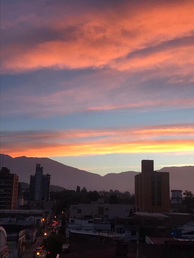 B&B San Salvador de Jujuy - LOFT BELLA VISTA muy luminoso - Bed and Breakfast San Salvador de Jujuy