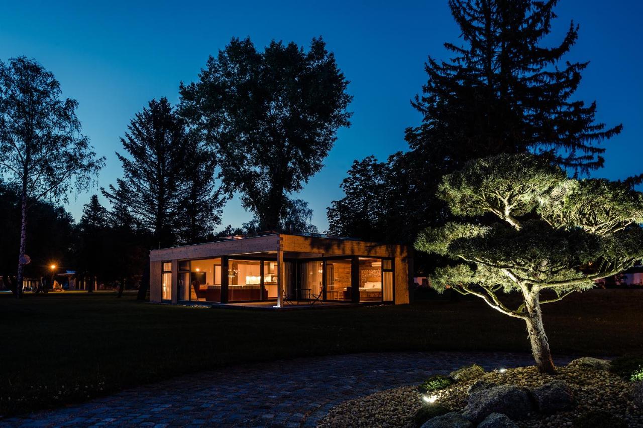 Villa Resort & Organic Spa - luxusní apartmán s vířivkou - Chambres d’hôtes České Budějovice