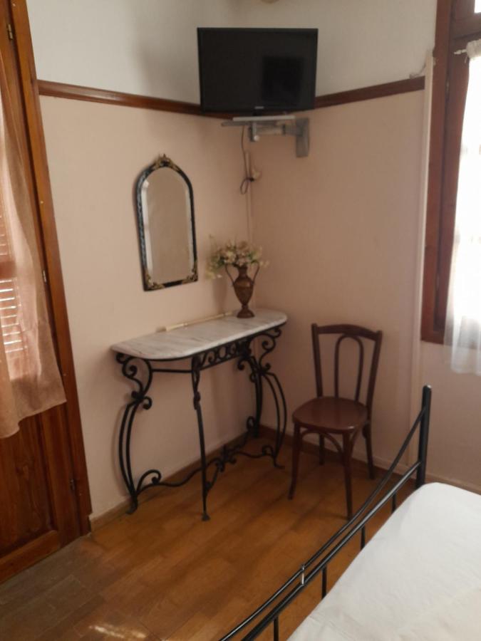 Στρατής - Ferienwohnung Néa Michanióna