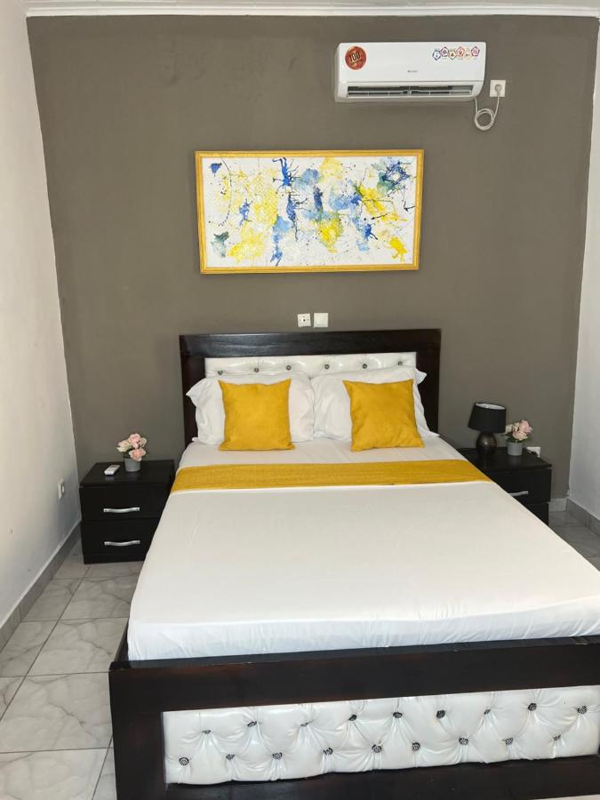 Studio de haut standing, Bonamoussadi (Kotto) - B&B