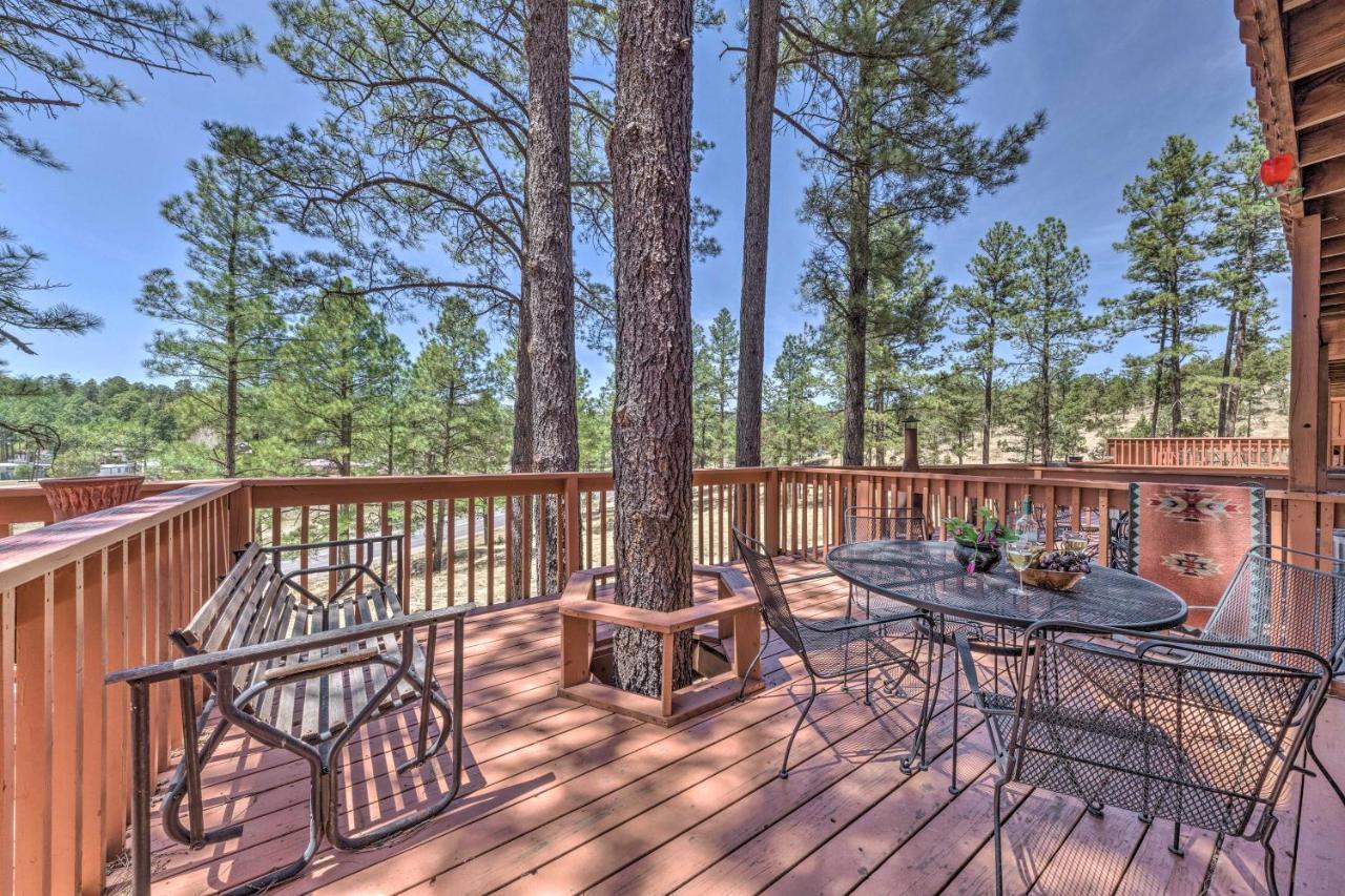 Forested Ruidoso Condo with Deck and Fireplace! - B&B