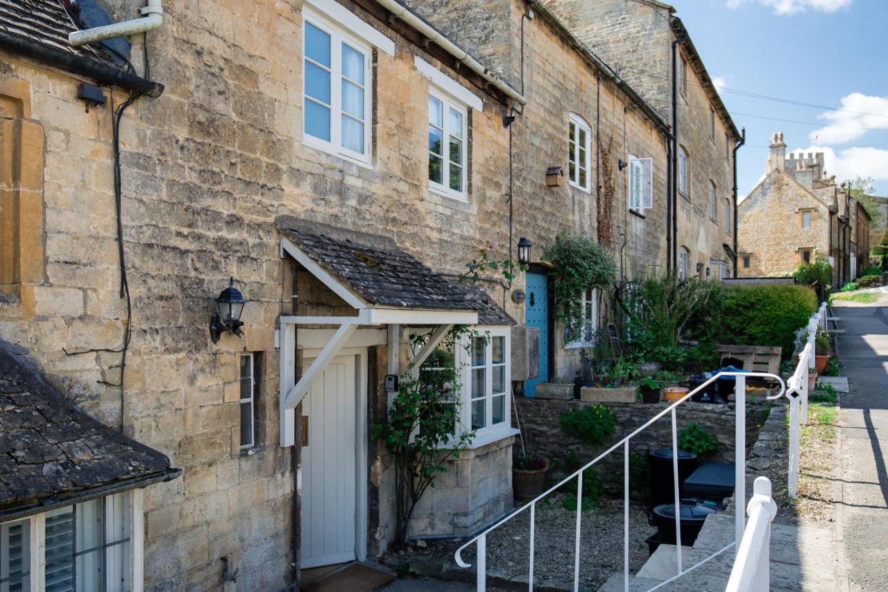 Gleneda Cottage - a renovated, traditional Cotswold cottage full of charm with fireplace and garden - Ferienwohnung