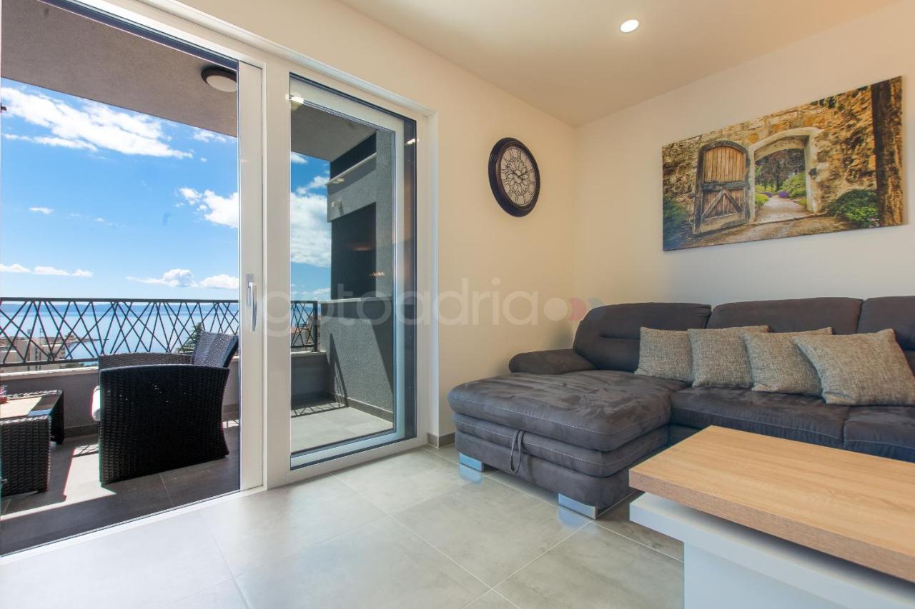 Sea View Apartment Leana - B&B Makarska