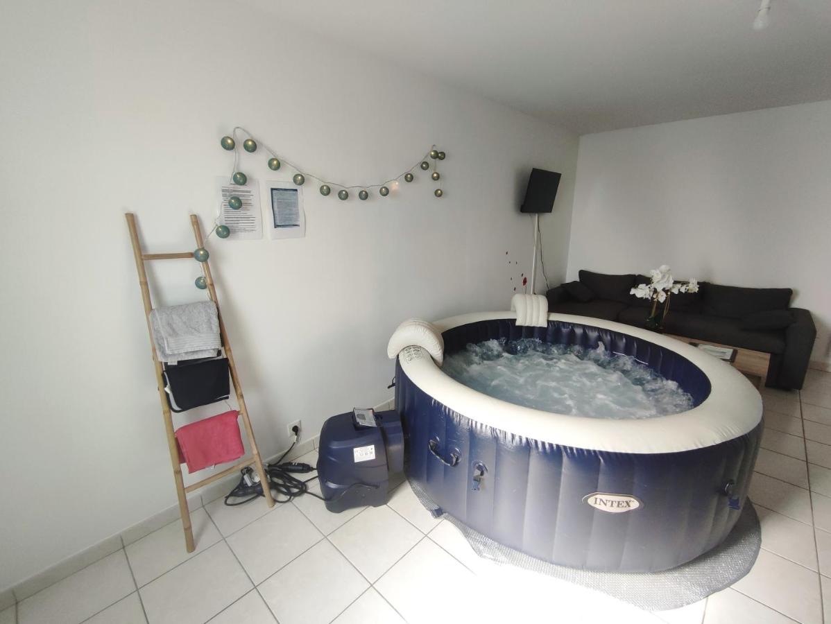 B&B Saint-Méloir-des-Ondes - Le Tribord T3 étoilé avec jacuzzi - Bed and Breakfast Saint-Méloir-des-Ondes