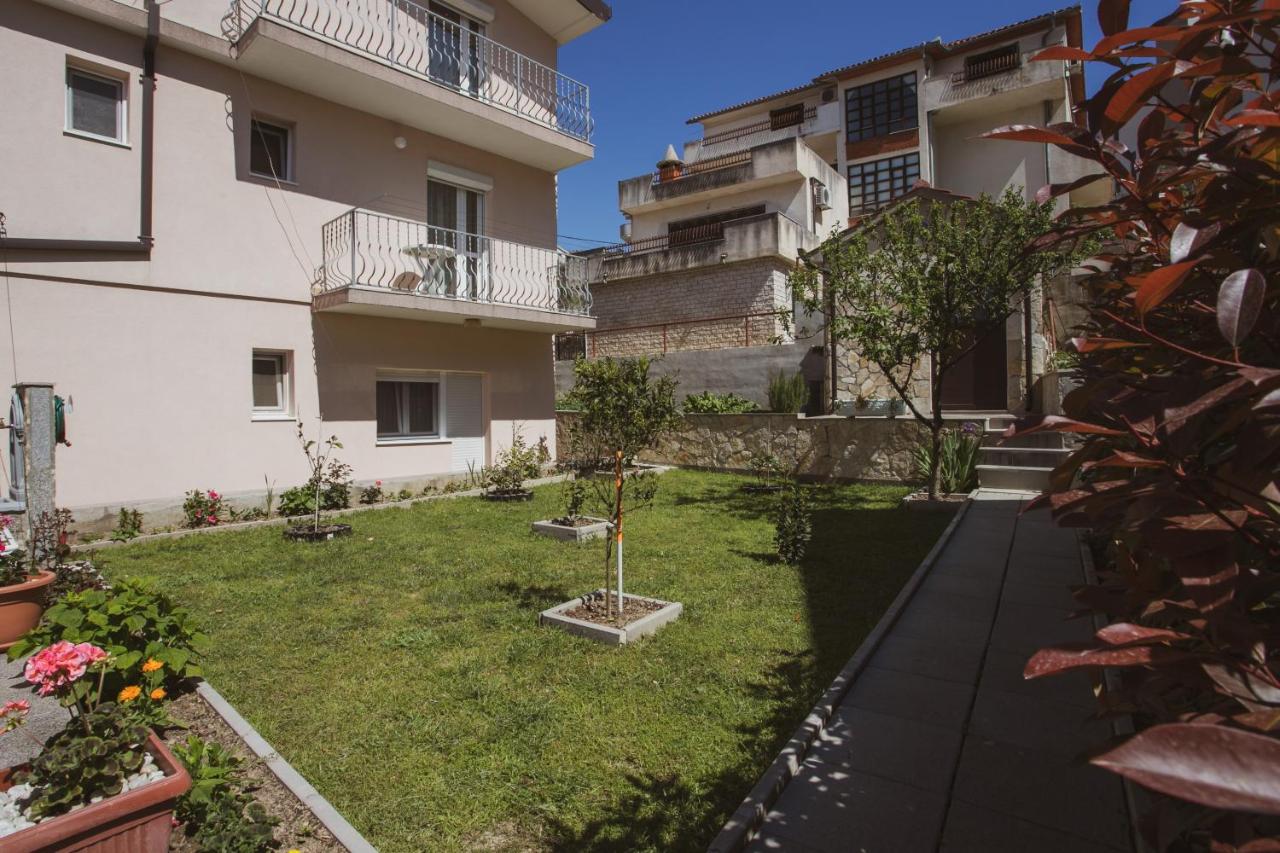 Apartment mit Meerblick