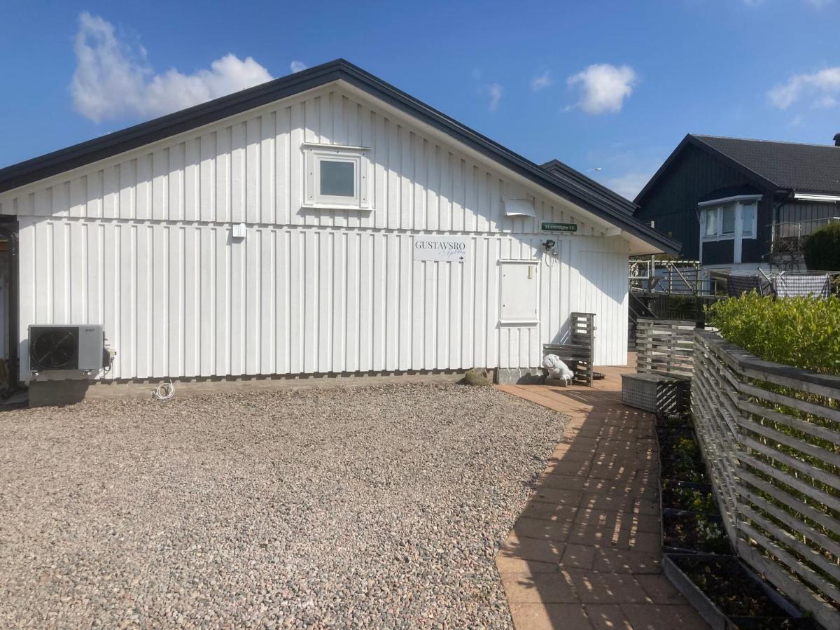 Gustavsro i Apelviken Annex 2 - Bed and Breakfast