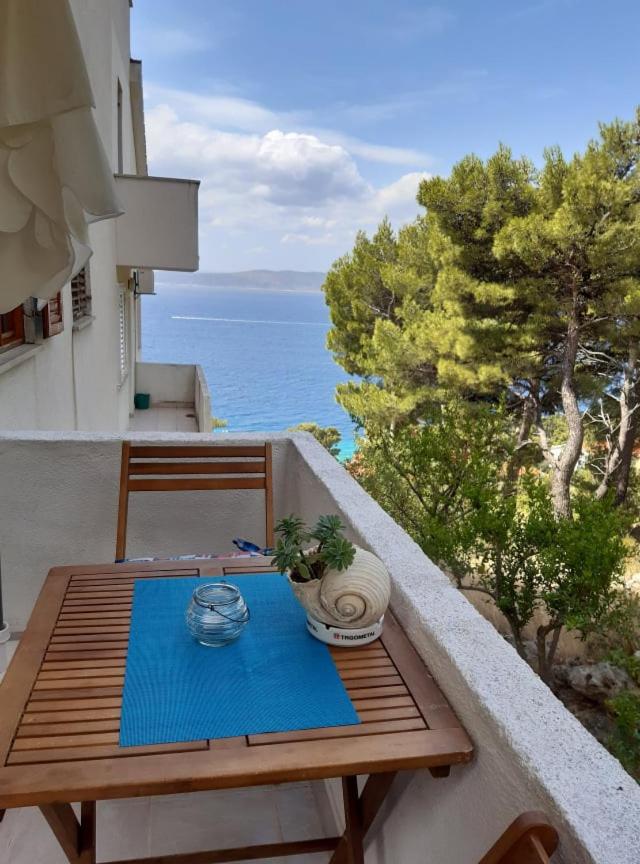 Peace and quiet apartment in Brela, Croatia - B&B