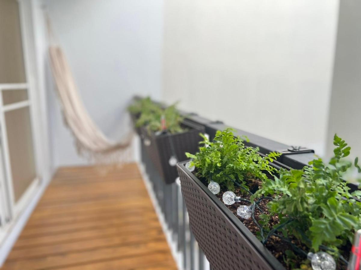 Camera Matrimoniale Exquisite con Balcone