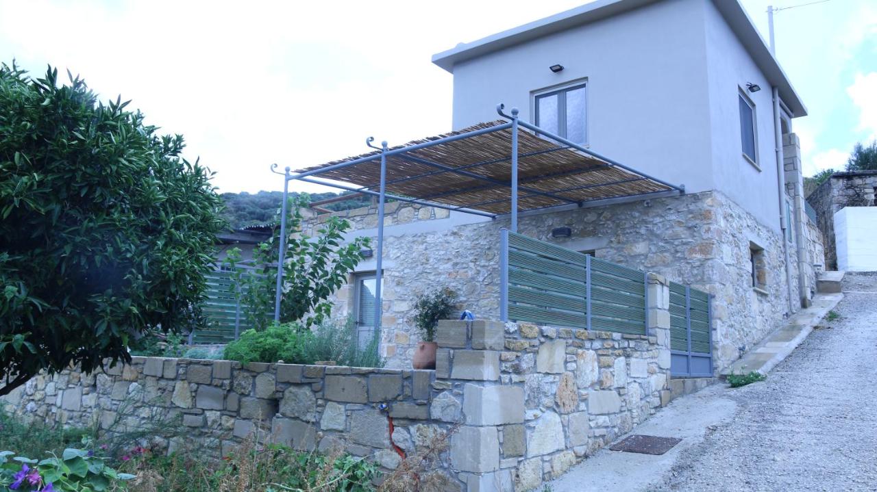 Mouri Village - B&B Aïkyrgiánnis