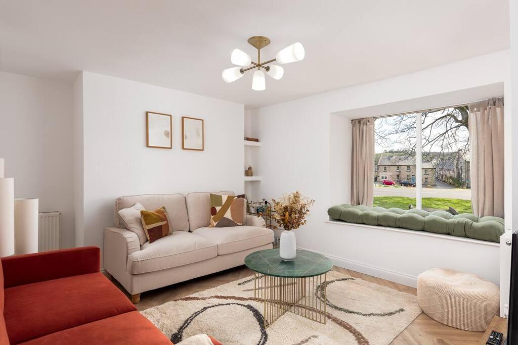 Luxe Design - Chic Cottage - Heart of Rothbury - B&B