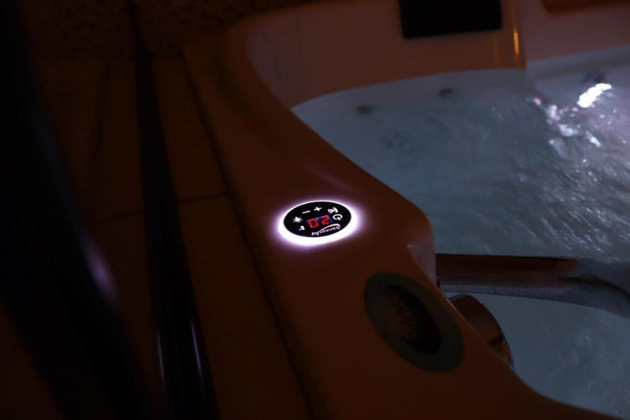 Deluxe Double Room with Bath