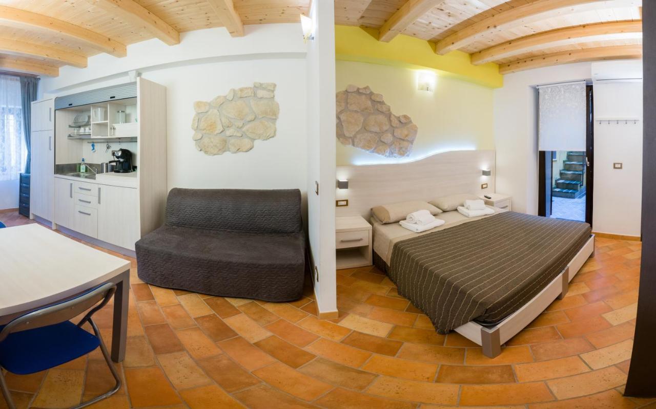 B&B Camerano - La Piana Affittacamere - Bed and Breakfast Camerano