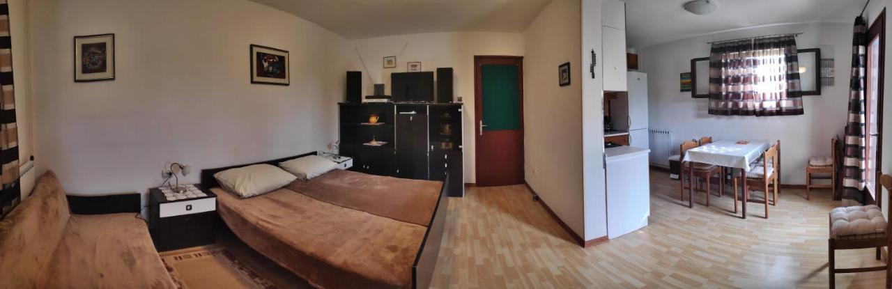 Appartamento con 2 Camere da Letto