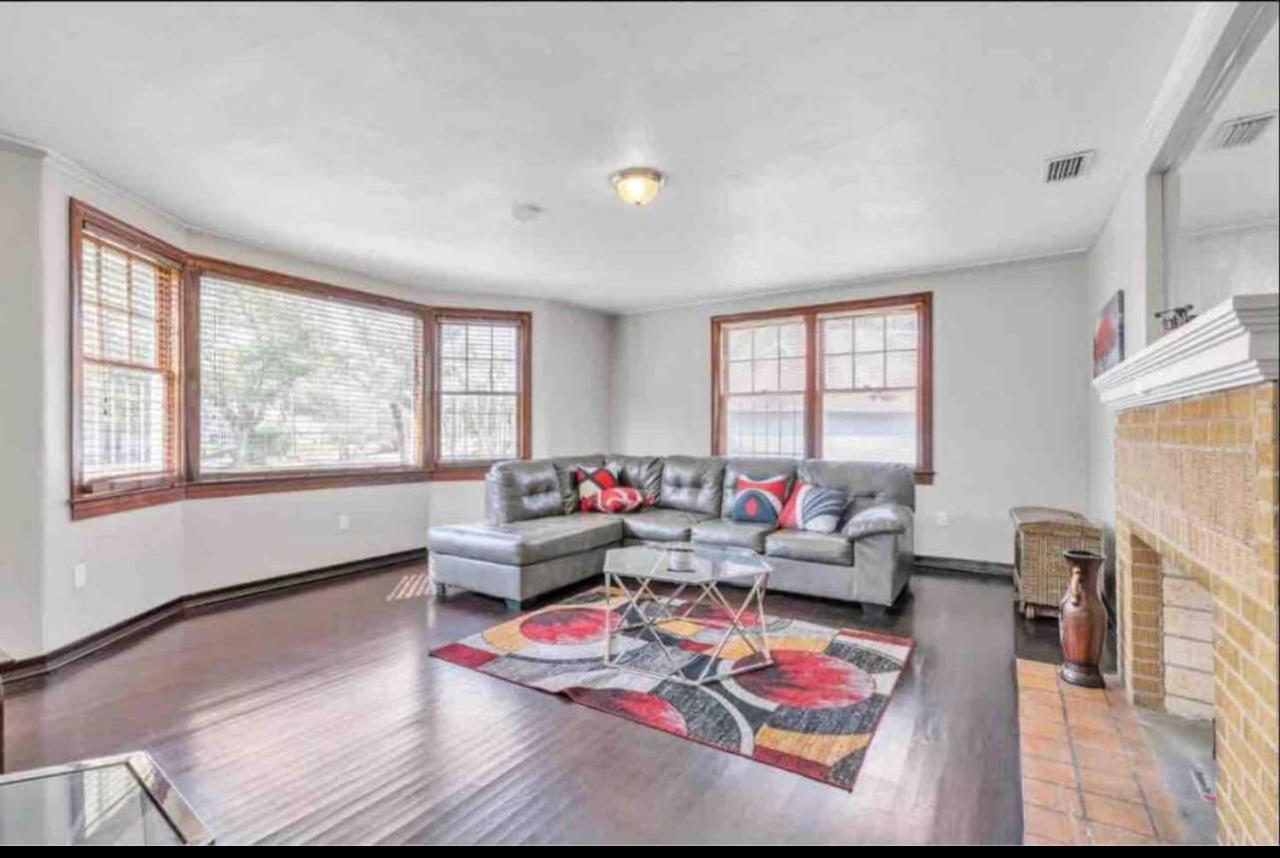 Comfy pet friendly home in Jacksonville mins to downtown’s - Ferienwohnung Jacksonville