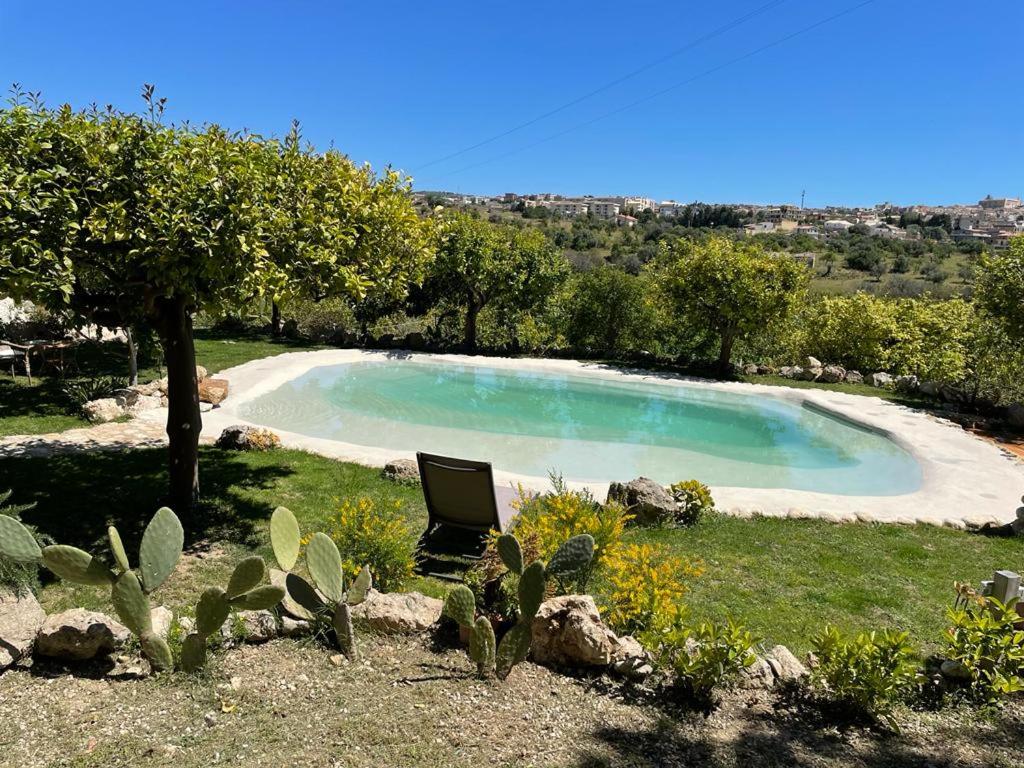 Il Primo Fiore - B&B Noto