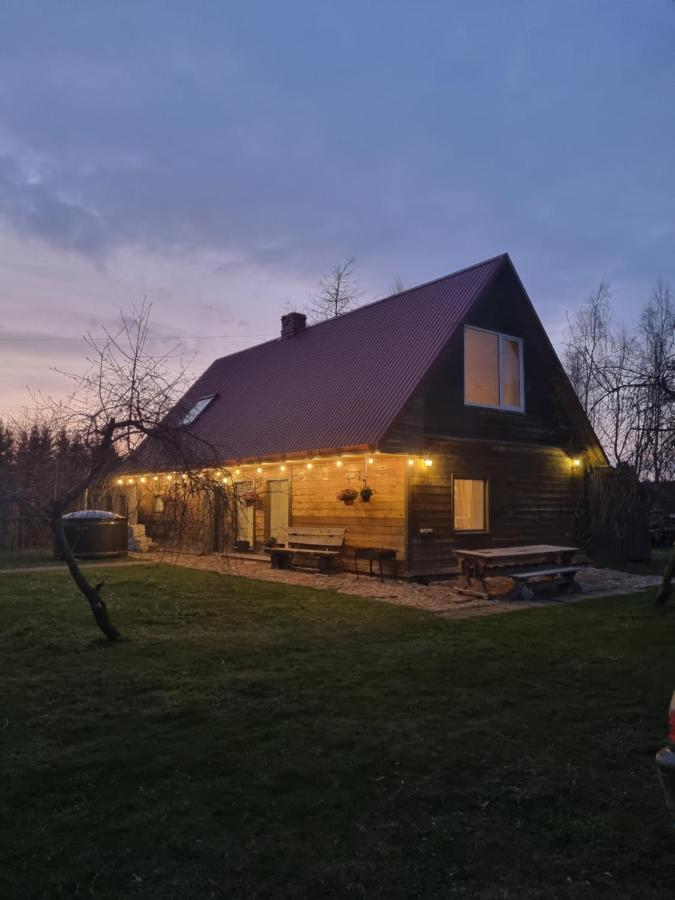 Brīvdienu māja Rozes - B&B