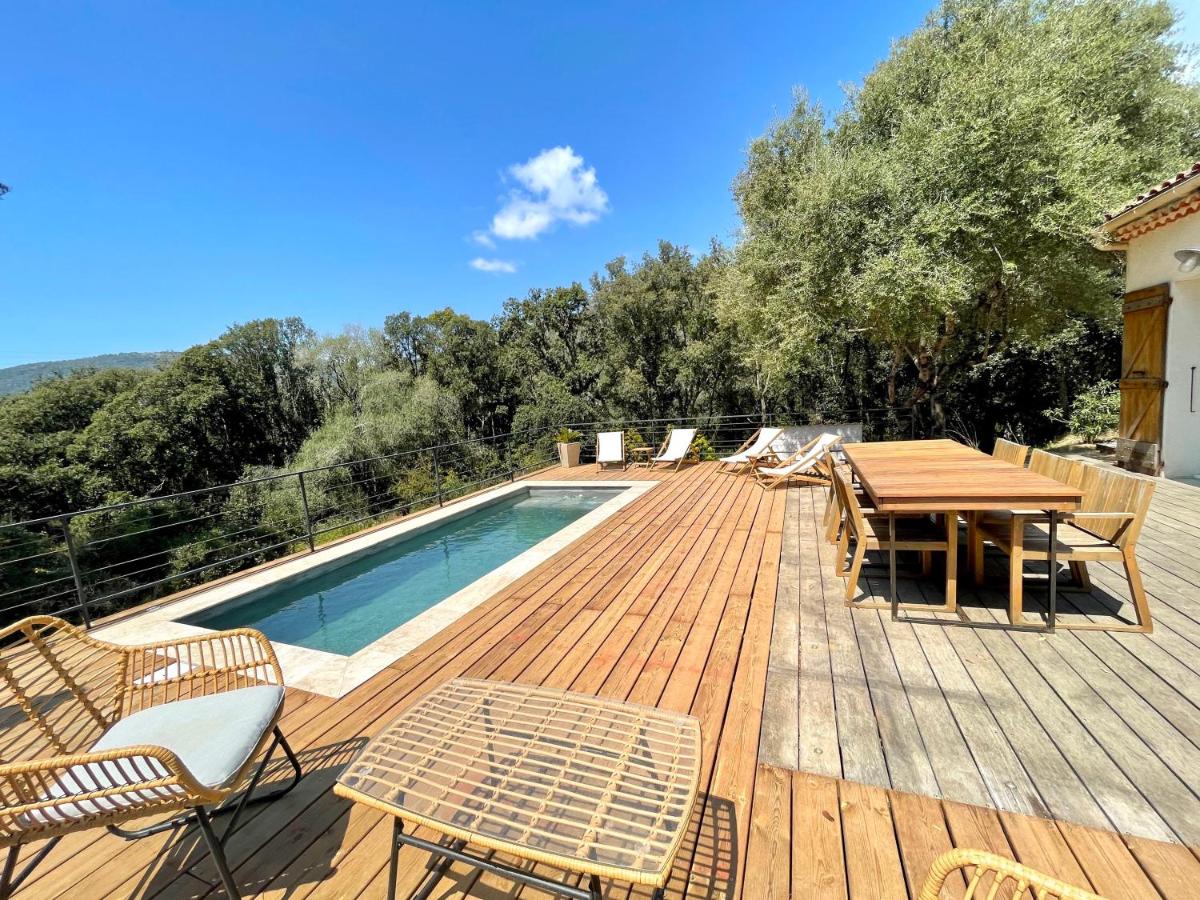 Villa piscine Sagone Paradise avec magnifique vue mer - B&B