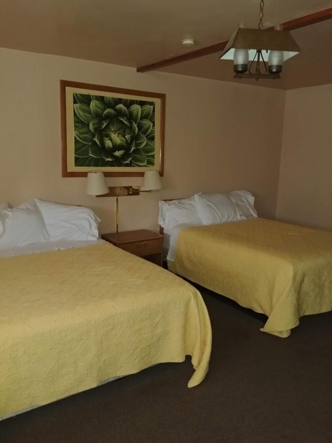 Classic Quadruple Room