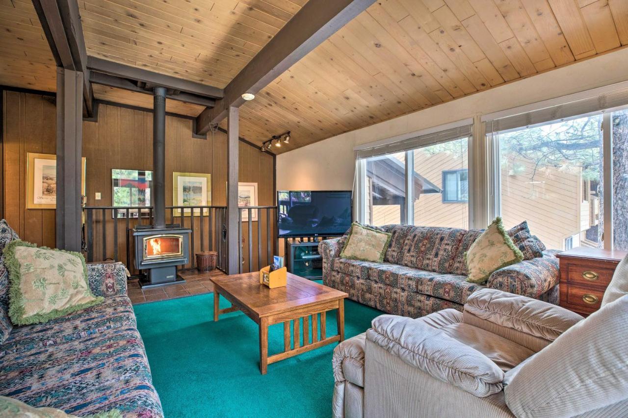 Mammoth Lakes Townhome Less Than 2 Mi to Ski Area! - Ferienwohnung