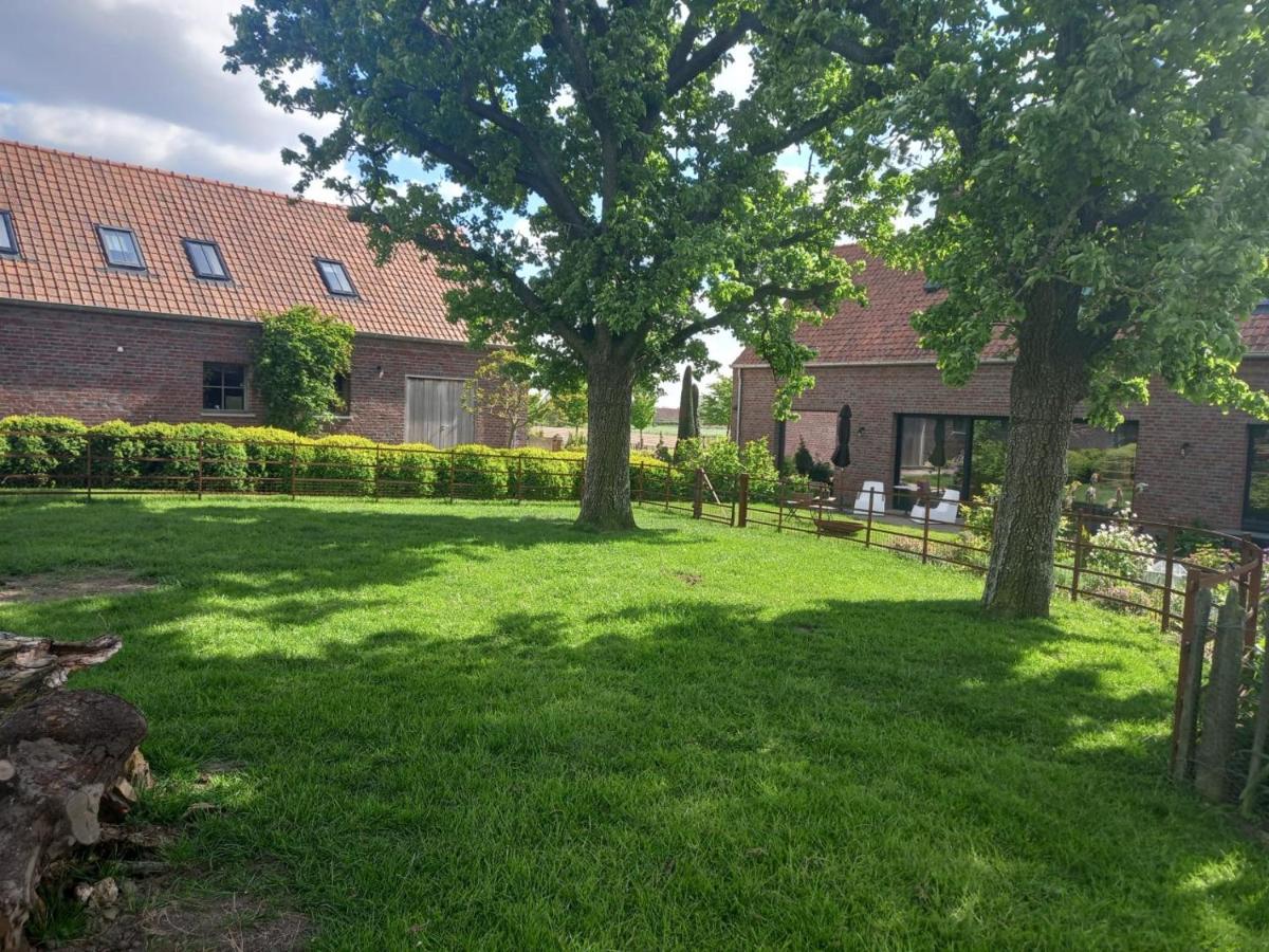 B&B Dentergem - Het Meikenshof - Bed and Breakfast Dentergem