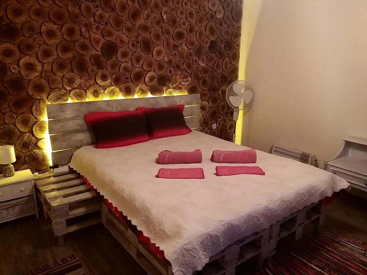 Deluxe Bungalow
