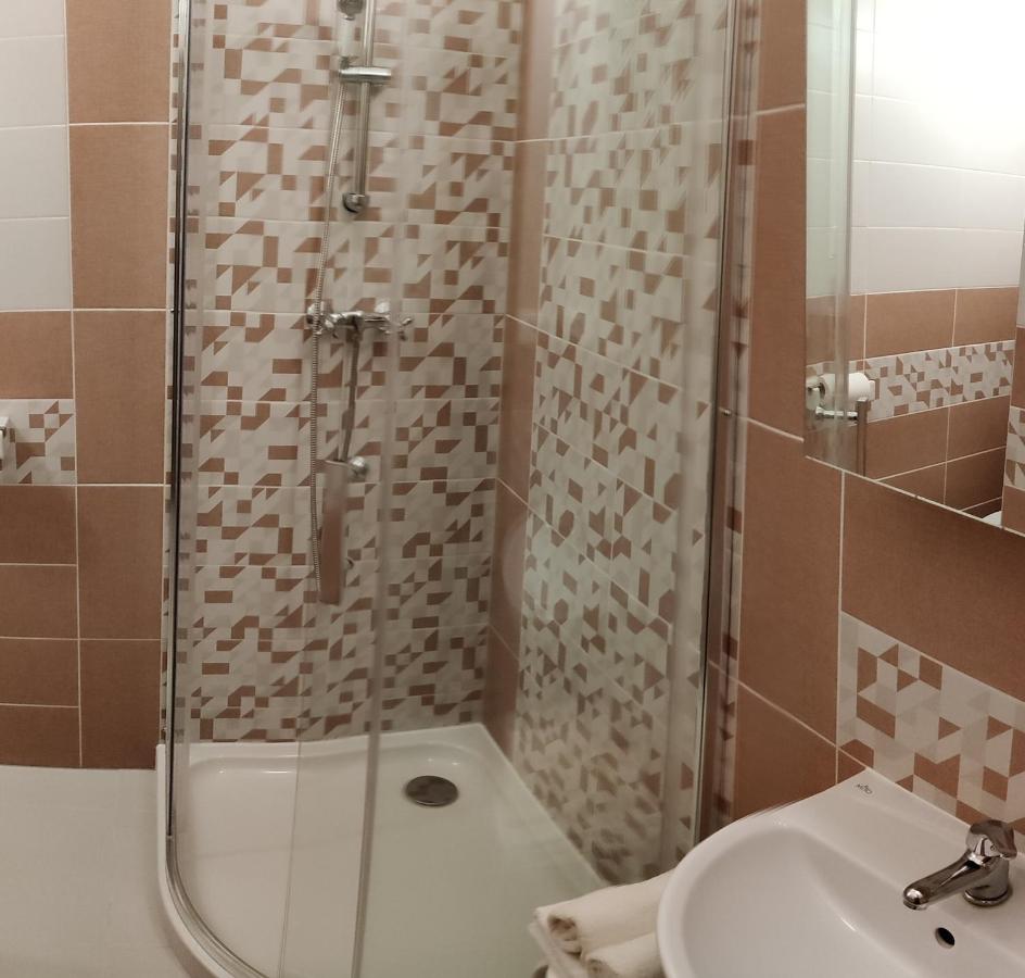 Doppelzimmer mit eigenem Bad