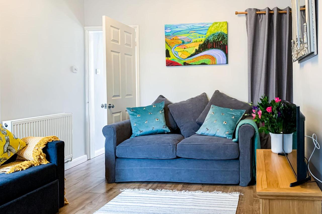 B&B York - The Knavesmire - Quaint Victorian Home With Free Parking - Bed and Breakfast York