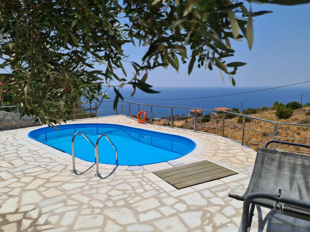 Leopolis Stone House - B&B Neokhórion