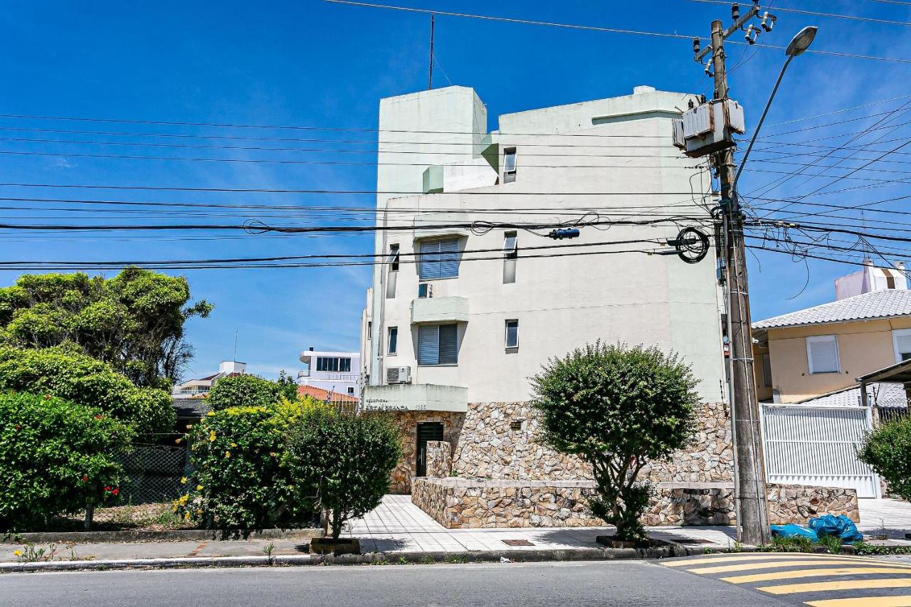 Apto com sacada a 100m da praia - Ingleses EAB203 - B&B Florianópolis