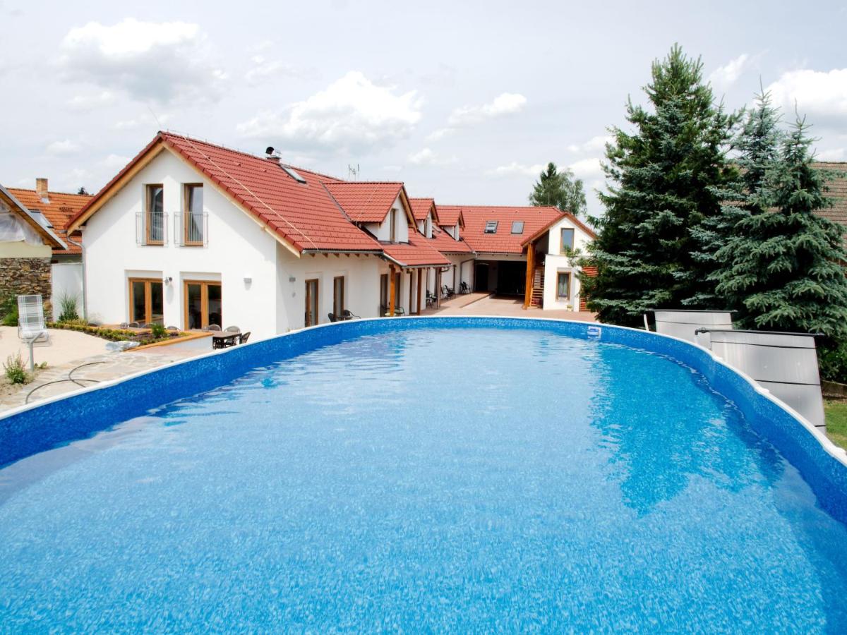 Apartmány Lhota - B&B