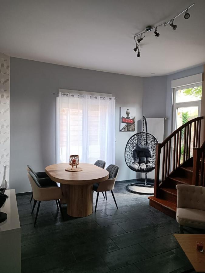 Maison chaleureuse avec netflix et ps5 - Ferienwohnung