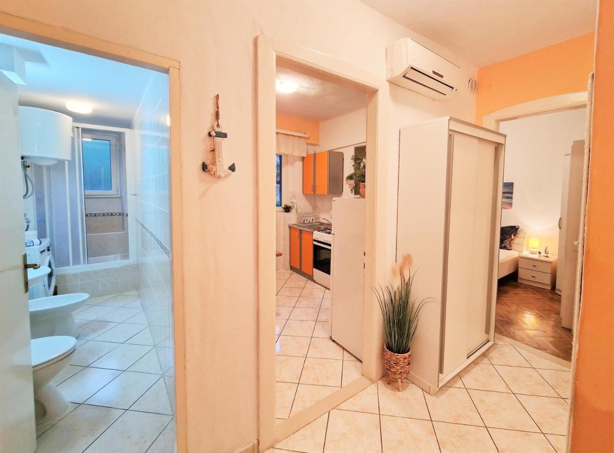 Pirates' Bay Apartment - Omiš - Chambres d’hôtes Omiš