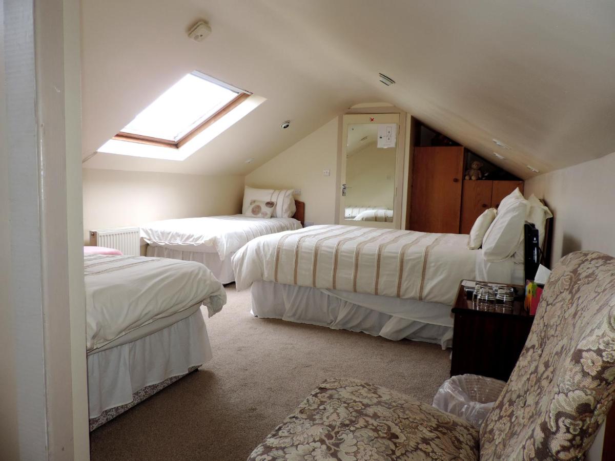 Triple Room with Garden View