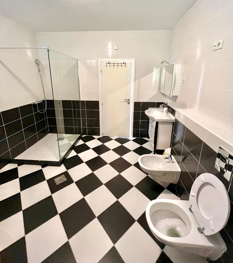 Superior Apartment