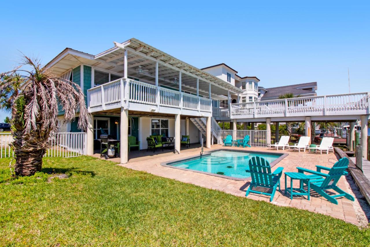 New Kids On The Dock - Bed and Breakfast Destin