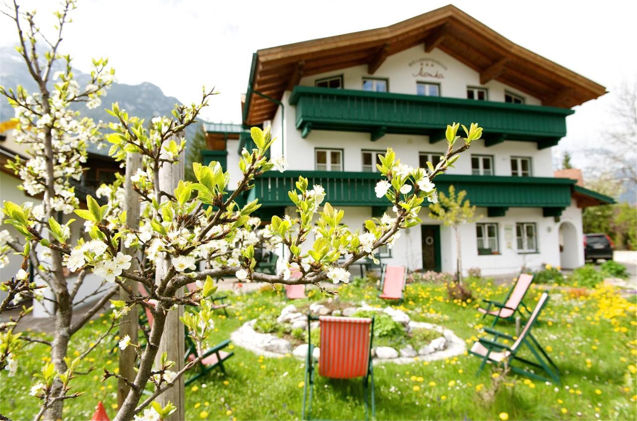 B&B Leutasch - Bio-Landpension Monika - Bed and Breakfast Leutasch