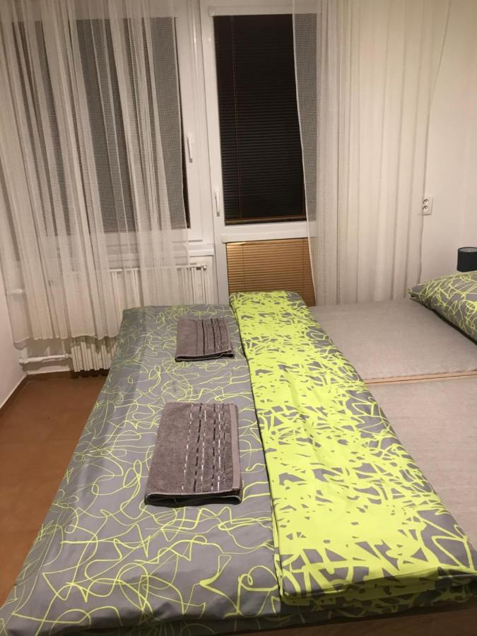 Camera Matrimoniale/Doppia con Letti Singoli con Letto Supplementare 