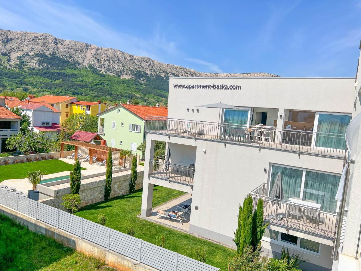 Apartment Baska, exklusive Apartments mit Poolarea in Baska, Krk - Kroatien - B&B Baška