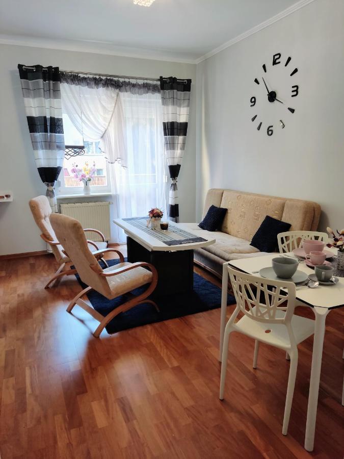 B&B Krakow - *** Cozy and bright apartment (over 50m2) *** - Bed and Breakfast Krakow