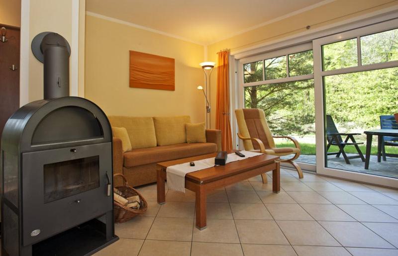 Ferienhaus Emma - Fewo 2 - B&B Lohme